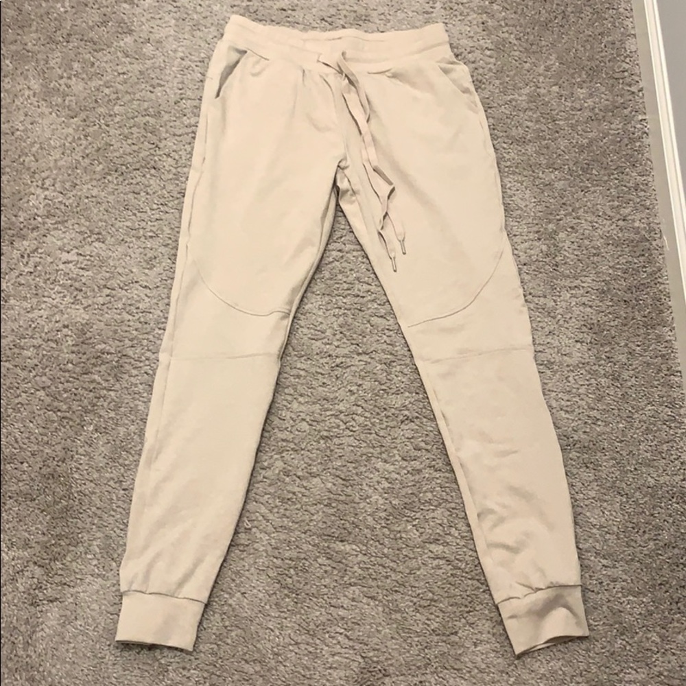 Buff Bunny Joggers in Cream!